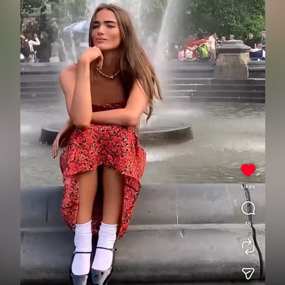 Faithfull the Brand Rosas Floral Midi Dress - Picture 4 of 7